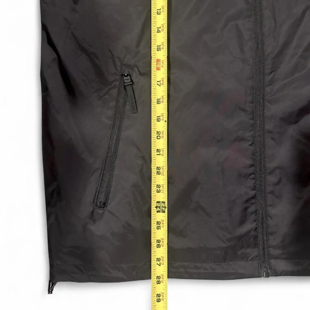 Tommy Hilfiger Black Hooded Rain Jacket/Windbreaker Size Men’s Large (NWT)